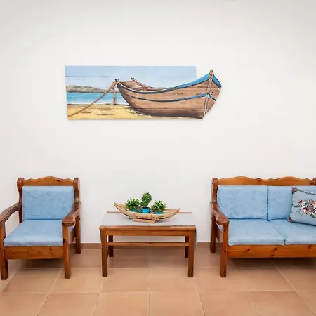 Апартаменты Panos *